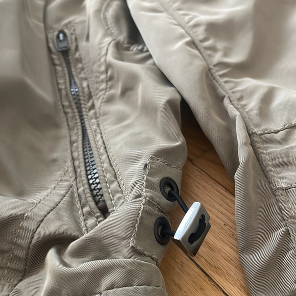 Cinque Spring Summer Fall jacket. Size 40. Italian made. - Picture 9 of 10